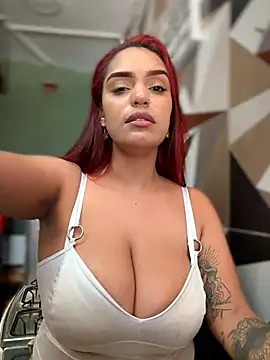 XXX chat uživo modela Sara-77