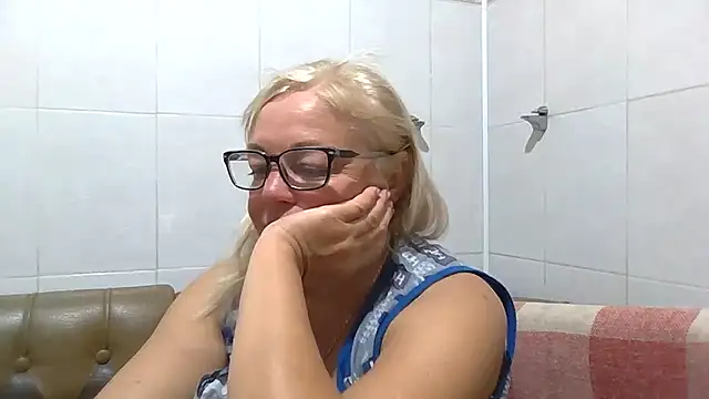 Chat XXX en directo de LinaLight88