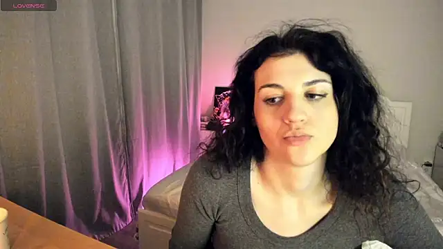 AmeliaInAmber 现场XXX聊天
