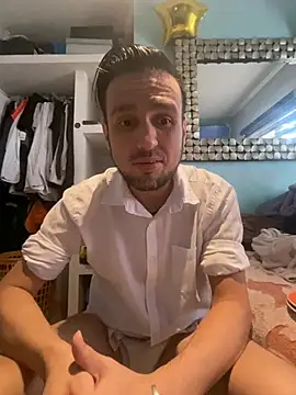 Alexitho25 – Naživo XXX chat
