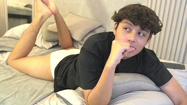 Chat XXX ao vivo de Nathann_Bell