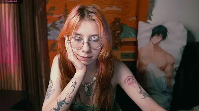 cutiiepink's Live XXX Chat