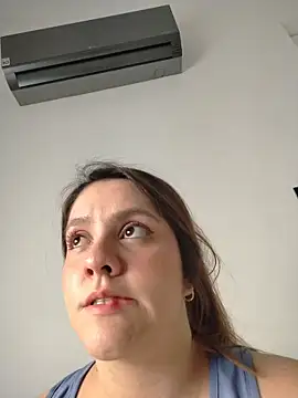Chat +18 de Sthef_Castle ao vivo