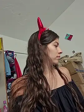 IrisBound live XXX chat