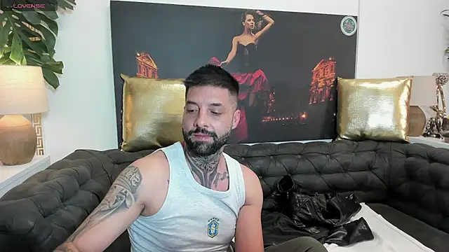 Chat +18 de TommyDum ao vivo