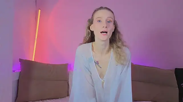 Aria_Pie Adlı Modelin Canlı XXX Sohbeti