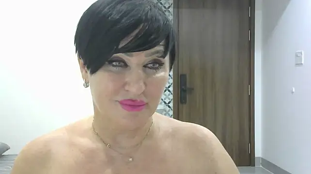 Kleotempt Chat XXX in diretta