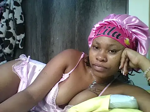 Juicyy_afriq's Live XXX Chat