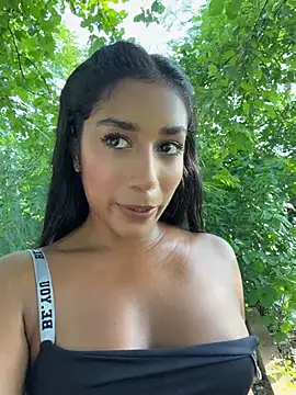 Chat +18 de SaryJonex ao vivo