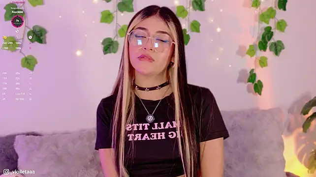 _violleta's Live XXX Chat