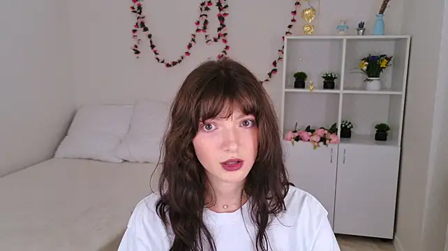 OwlEva Adlı Modelin Canlı XXX Sohbeti