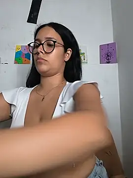 Chat XXX ao vivo de Annya-sweet