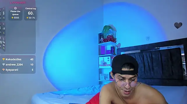 StevenSmith18 Live XXX-Chat