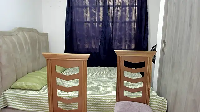 ethanandzoe Live XXX-Chat