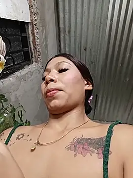Chatroom XXX en direct de Rous-squir