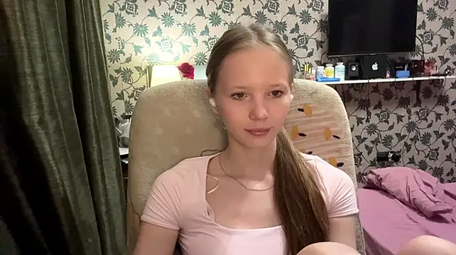 DionnaStrech live XXX chat
