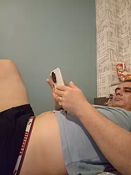 sile2000noun Live XXX chat