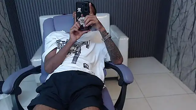 Онлайн чат XXX ManSant