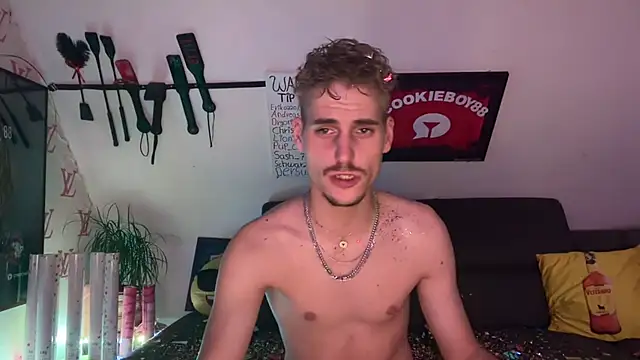 Cookieboy88's Live XXX Chat