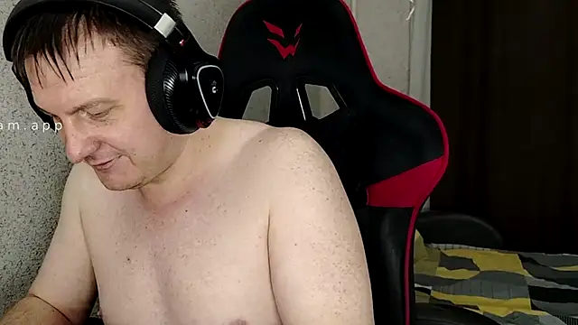 MysteriousWanderer live XXX chat