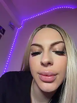 DollyRuby Chat XXX live