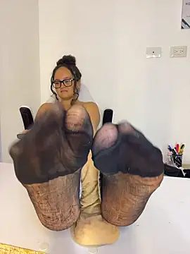 Kattyfeet – Naživo XXX chat