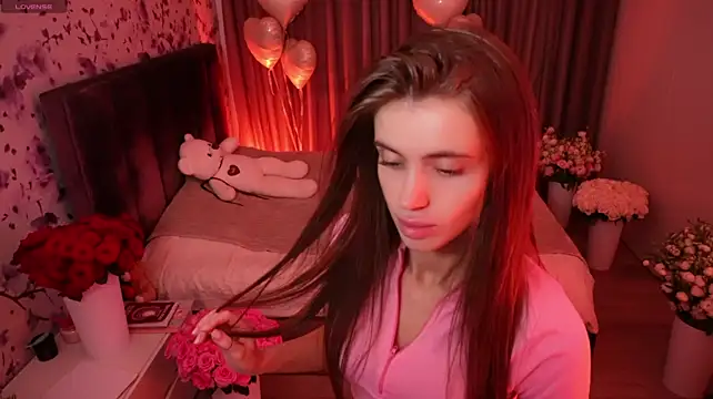 ChloeSpark XXX чат на живо