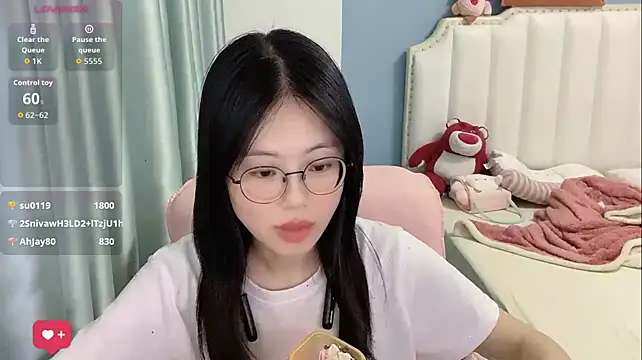 Luna-666 Chat XXX live