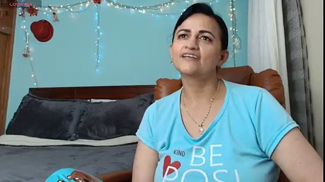 ISABEEL_SOFIA01 – Naživo XXX chat