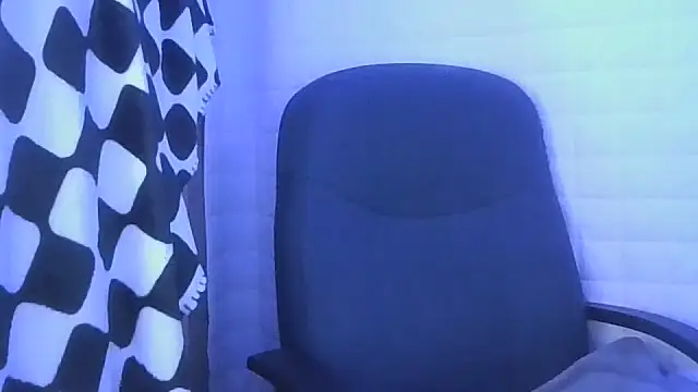 Jenkini – Naživo XXX chat