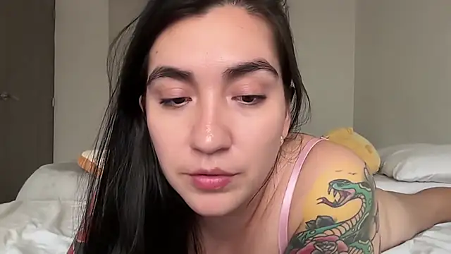 KathiaJenner – Naživo XXX chat
