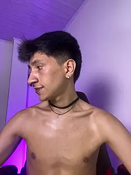 JohanSedas লাইভ XXX চ্যাট