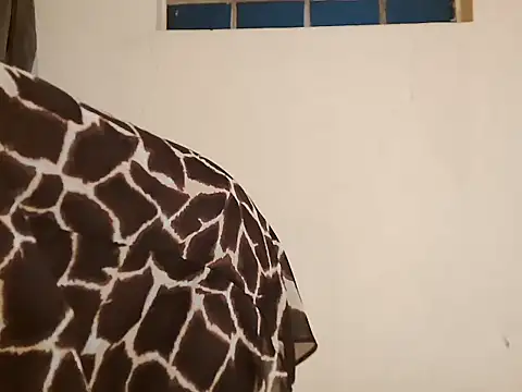 Shiqs-dol Live XXX-Chat