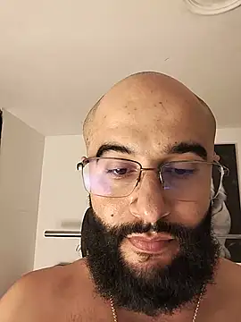 Luke__09 Adlı Modelin Canlı XXX Sohbeti