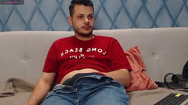 XXX chat uživo modela AlecsSteel