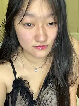 xialuo25 Live XXX Chat