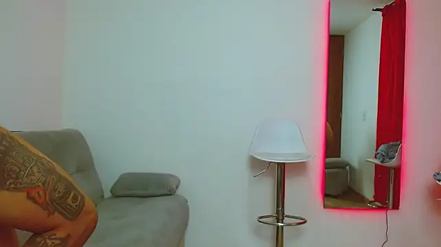 big--boss' Live XXX Chat