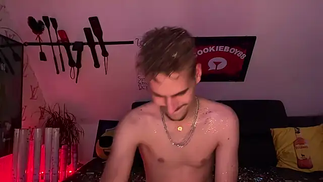 Cookieboy88's Live XXX Chat