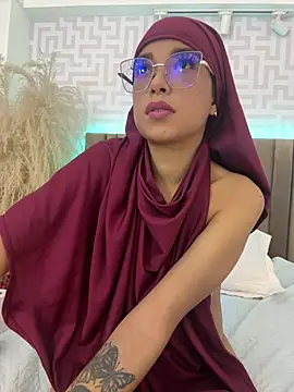 Chat +18 de naishaa_ ao vivo