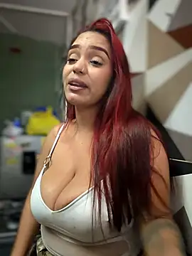 Sara-77 Live XXX Chat