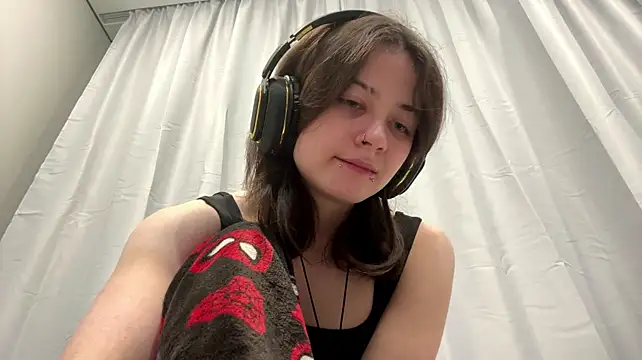 ArriSattyのライブXXXチャット