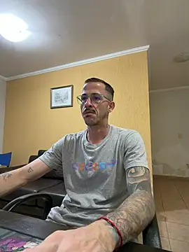 Chat XXX en directo de MeladoDiMel