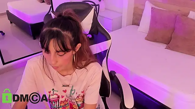 candy_summer28's Live XXX Chat