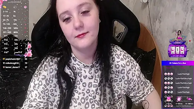 your_8a8y's Live XXX Chat