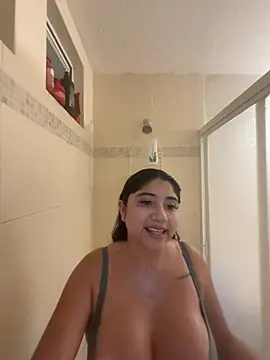 Monica17's Live XXX Chat