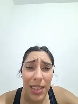 kiara_bloom8 Live XXX-Chat