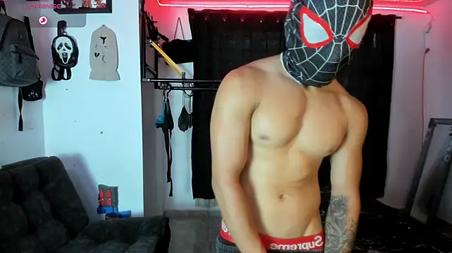 Bradley_Strong live XXX chat