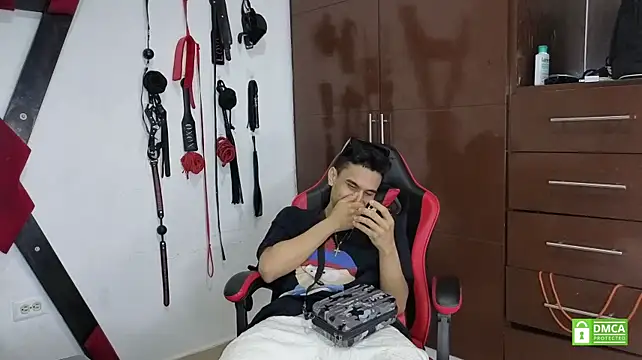 Czat XXX na żywo – EliteBoysLive