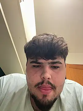 Yannick04 Live XXX-chat
