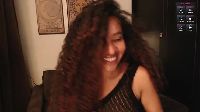Chat +18 de ELENNA__SNOW ao vivo